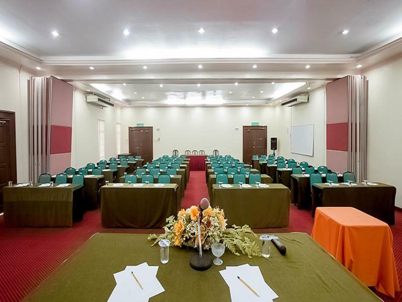 Hotel Seri Malaysia Rompin Kuala Rompin Zewnętrze zdjęcie